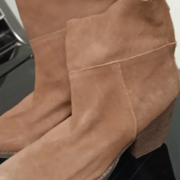 Classic Tan Suede Mid-Heel Ankle Boots - Picture 1 of 3